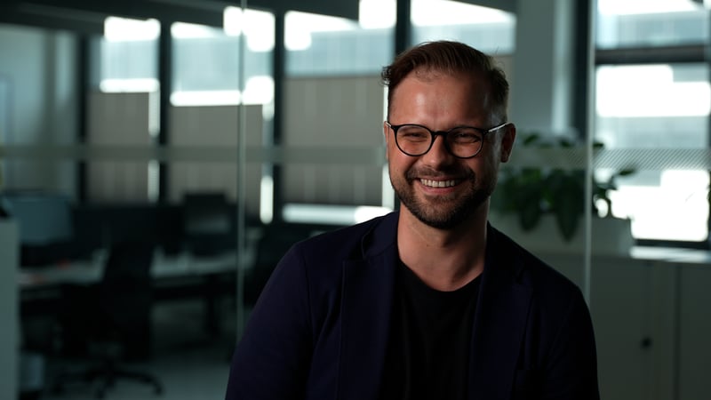 EMPLEOX Senior Consultant im Büro